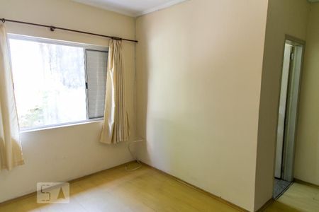 Casa à venda com 350m², 4 quartos e 3 vagas Casa à venda com 350m², 4 quartos e 3 vagasSuíte