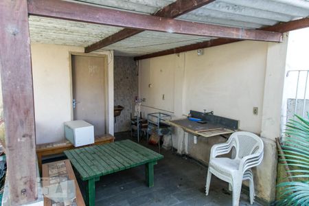 Casa à venda com 350m², 4 quartos e 3 vagas Casa à venda com 350m², 4 quartos e 3 vagasQuintal