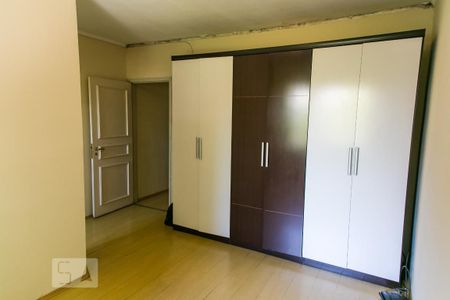Casa à venda com 350m², 4 quartos e 3 vagas Casa à venda com 350m², 4 quartos e 3 vagasSuíte