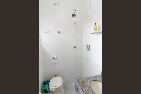 Casa à venda com 350m², 4 quartos e 3 vagas Casa à venda com 350m², 4 quartos e 3 vagasBanheiro 2