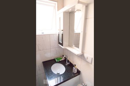 Casa à venda com 165m², 3 quartos e 2 vagas Casa à venda com 165m², 3 quartos e 2 vagasBanheiro do Quarto 3