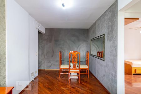 Sala de apartamento para alugar com 2 quartos, 50m² em Jardim Celeste, São Paulo