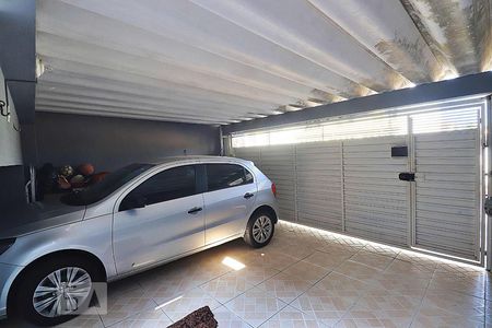 Casa à venda com 96m², 2 quartos e 2 vagasGaragem