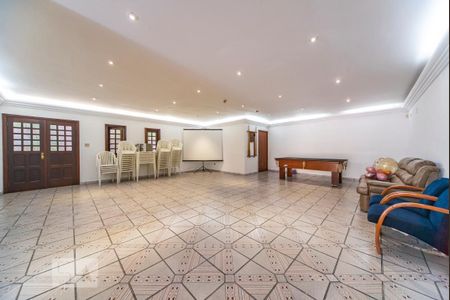 Casa à venda com 500m², 4 quartos e 4 vagas Casa à venda com 500m², 4 quartos e 4 vagasSalão de Festas