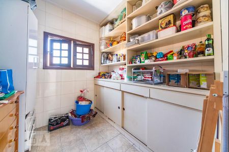 Casa à venda com 500m², 4 quartos e 4 vagas Casa à venda com 500m², 4 quartos e 4 vagasDespensa