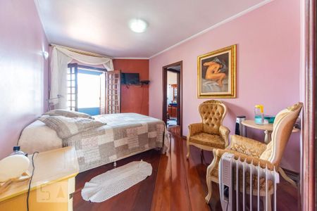 Casa à venda com 500m², 4 quartos e 4 vagas Casa à venda com 500m², 4 quartos e 4 vagasQuarto 3