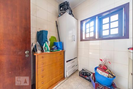 Casa à venda com 500m², 4 quartos e 4 vagas Casa à venda com 500m², 4 quartos e 4 vagasDespensa