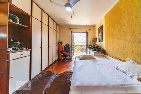 Casa à venda com 500m², 4 quartos e 4 vagas Casa à venda com 500m², 4 quartos e 4 vagasQuarto 2