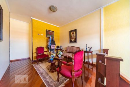 Casa à venda com 500m², 4 quartos e 4 vagas Casa à venda com 500m², 4 quartos e 4 vagasSala Intima