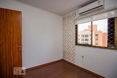 Quarto 1 de apartamento para alugar com 2 quartos, 55m² em Alto Petrópolis, Porto Alegre