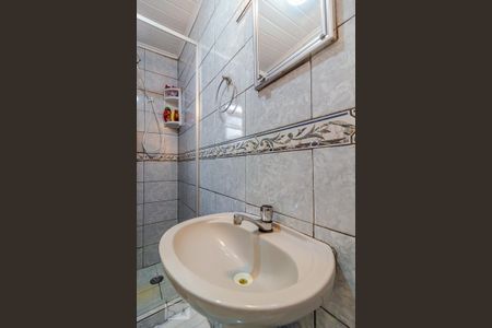 Casa à venda com 240m², 3 quartos e 2 vagasSuite