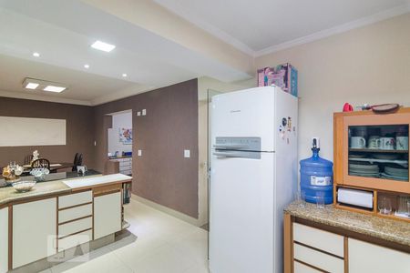 Casa à venda com 240m², 3 quartos e 3 vagasCozinha