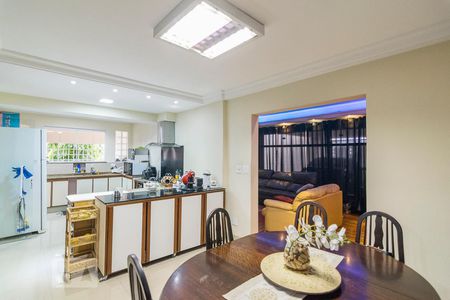 Casa à venda com 240m², 3 quartos e 3 vagasCopa