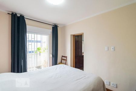 Casa à venda com 240m², 3 quartos e 3 vagasQuarto 1 Suíte