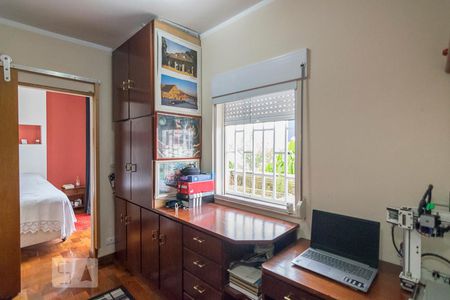 Casa à venda com 240m², 3 quartos e 3 vagasCloset da Suíte 1