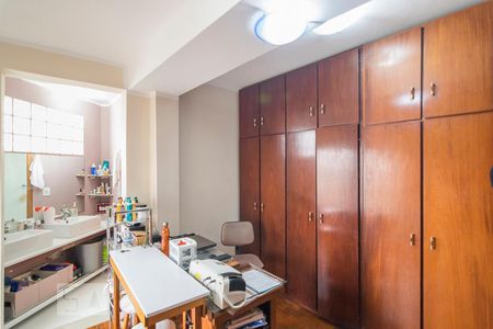 Casa à venda com 240m², 3 quartos e 3 vagasQuarto 2 Suíte