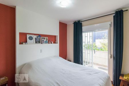 Casa à venda com 240m², 3 quartos e 3 vagasQuarto 1 Suíte