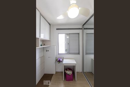 Apartamento à venda com 131m², 3 quartos e 2 vagas Apartamento à venda com 131m², 3 quartos e 2 vagasQuarto 2