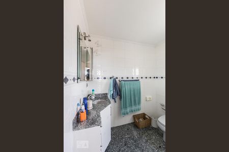Apartamento à venda com 131m², 3 quartos e 2 vagas Apartamento à venda com 131m², 3 quartos e 2 vagasSuite