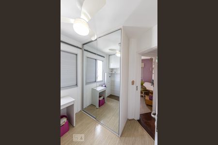 Apartamento à venda com 131m², 3 quartos e 2 vagas Apartamento à venda com 131m², 3 quartos e 2 vagasQuarto 2