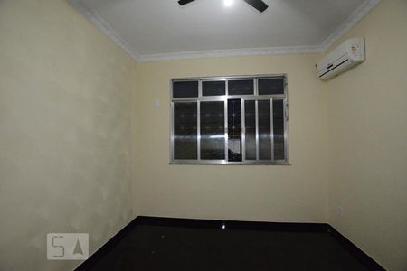 Quarto 1 de apartamento para alugar com 2 quartos, 90m² em Braz de Pina, Rio de Janeiro