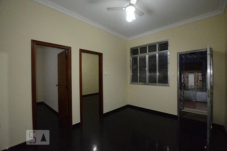 Sala de apartamento para alugar com 2 quartos, 90m² em Braz de Pina, Rio de Janeiro