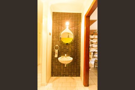 Casa à venda com 280m², 4 quartos e 5 vagasLavabo