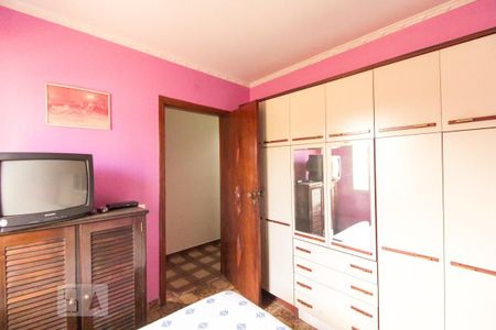 Casa à venda com 280m², 4 quartos e 5 vagasQuarto 2