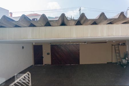 Casa à venda com 450m², 4 quartos e 4 vagas Casa à venda com 450m², 4 quartos e 4 vagasVista da Suíte 1