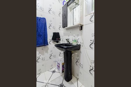 Apartamento à venda com 120m², 2 quartos e sem vaga Apartamento à venda com 120m², 2 quartos e sem vagaBanheiro