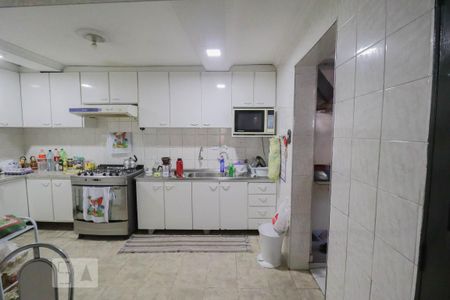 Casa à venda com 120m², 3 quartos e 2 vagas Casa à venda com 120m², 3 quartos e 2 vagasCozinha