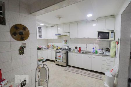 Casa à venda com 120m², 3 quartos e 2 vagas Casa à venda com 120m², 3 quartos e 2 vagasCozinha