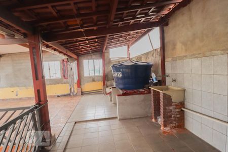 Casa à venda com 120m², 3 quartos e 2 vagas Casa à venda com 120m², 3 quartos e 2 vagasÁrea de Serviço