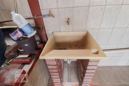 Casa à venda com 120m², 3 quartos e 2 vagas Casa à venda com 120m², 3 quartos e 2 vagasÁrea de Serviço