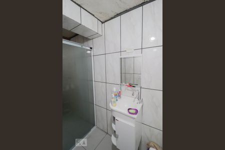 Casa à venda com 120m², 3 quartos e 2 vagas Casa à venda com 120m², 3 quartos e 2 vagasBanheiro