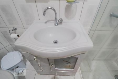 Casa à venda com 120m², 3 quartos e 2 vagas Casa à venda com 120m², 3 quartos e 2 vagasBanheiro da Suíte