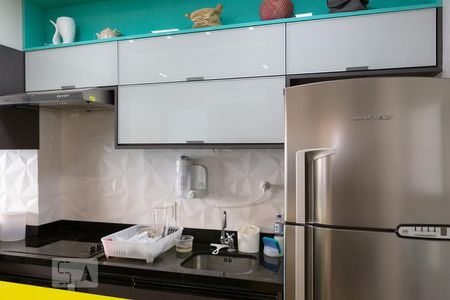 Studio para alugar com 35m², 1 quarto e 1 vaga Studio para alugar com 35m², 1 quarto e 1 vagaCozinha