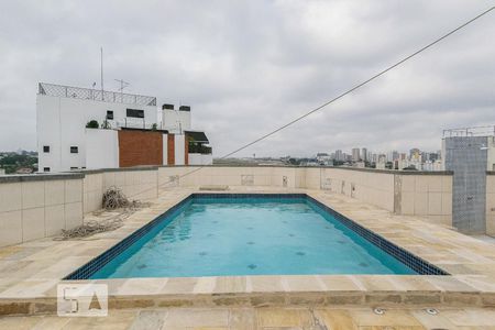 Apartamento à venda com 37m², 1 quarto e 1 vaga Apartamento à venda com 37m², 1 quarto e 1 vagaÁrea comum - Piscina