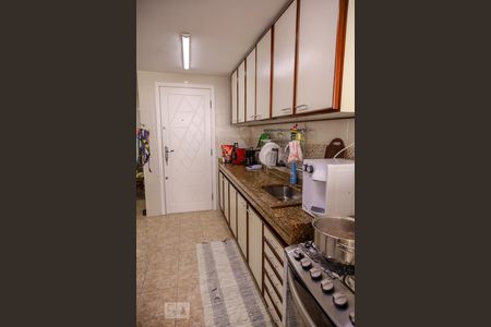 Apartamento à venda com 390m², 4 quartos e 3 vagas Apartamento à venda com 390m², 4 quartos e 3 vagasCozinha