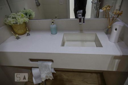 Apartamento à venda com 390m², 4 quartos e 3 vagas Apartamento à venda com 390m², 4 quartos e 3 vagasLavabo