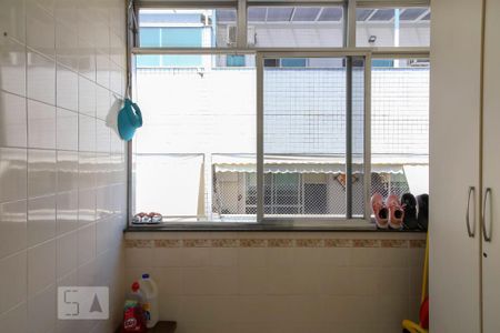 Apartamento à venda com 390m², 4 quartos e 3 vagas Apartamento à venda com 390m², 4 quartos e 3 vagasÁrea de serviço