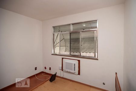 Apartamento à venda com 61m², 2 quartos e 1 vagaQuarto 2