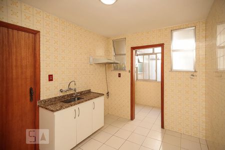 Apartamento à venda com 61m², 2 quartos e 1 vagaCozinha