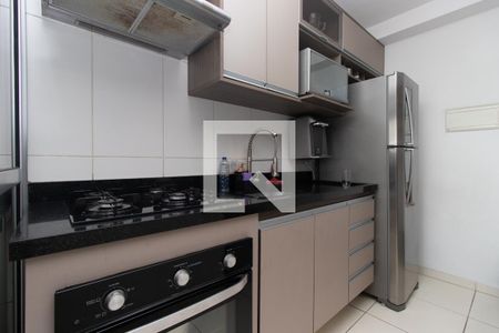 Apartamento à venda com 50m², 2 quartos e 1 vaga Apartamento à venda com 50m², 2 quartos e 1 vagaCozinha e Área de Serviço