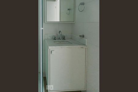 Apartamento à venda com 67m², 2 quartos e 1 vaga Apartamento à venda com 67m², 2 quartos e 1 vagaBanheiro