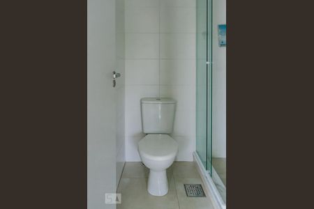 Apartamento à venda com 67m², 2 quartos e 1 vaga Apartamento à venda com 67m², 2 quartos e 1 vagaBanheiro