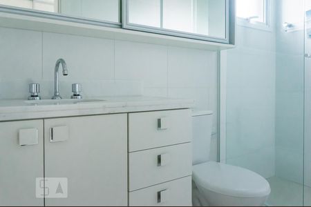 Apartamento à venda com 67m², 2 quartos e 1 vaga Apartamento à venda com 67m², 2 quartos e 1 vagaBanheiro da Suíte