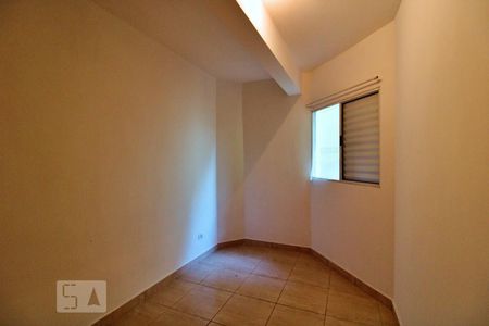 Quarto de casa para alugar com 1 quarto, 40m² em Vila Franca, São Paulo