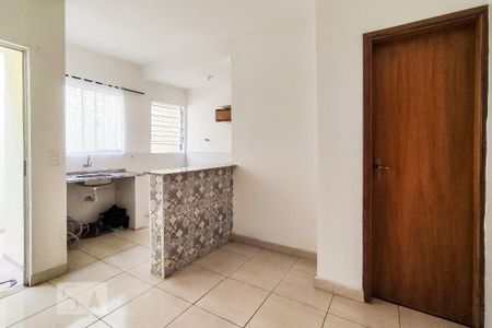 Sala de casa para alugar com 1 quarto, 40m² em Vila Franca, São Paulo