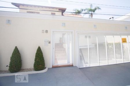 Casa à venda com 410m², 3 quartos e 6 vagasFachada